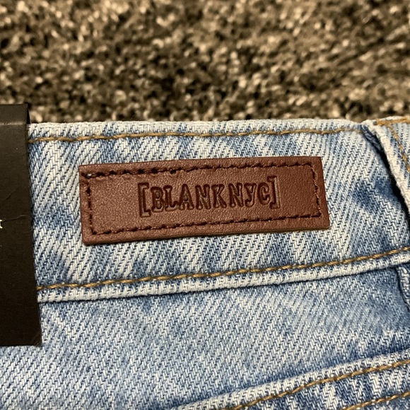 BLANK NYC The Reeve Short 27 - Picture 4 of 10